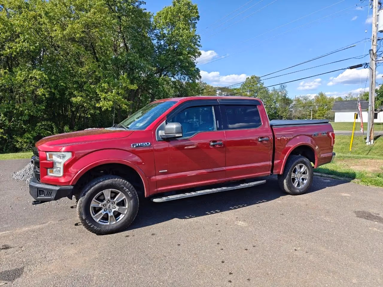 2016 Ford F150 SuperCrew Cab — photo 4 of 25
