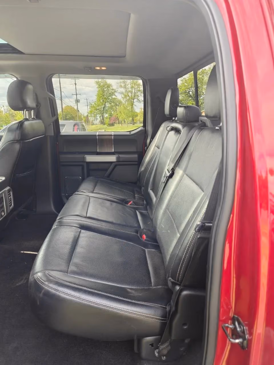2016 Ford F150 SuperCrew Cab — photo 24 of 25