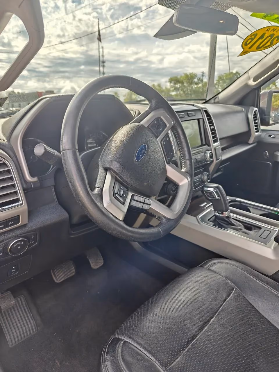 2016 Ford F150 SuperCrew Cab — photo 20 of 25