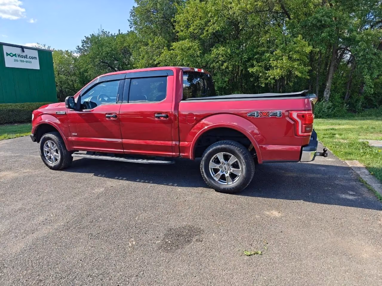 2016 Ford F150 SuperCrew Cab — photo 2 of 25