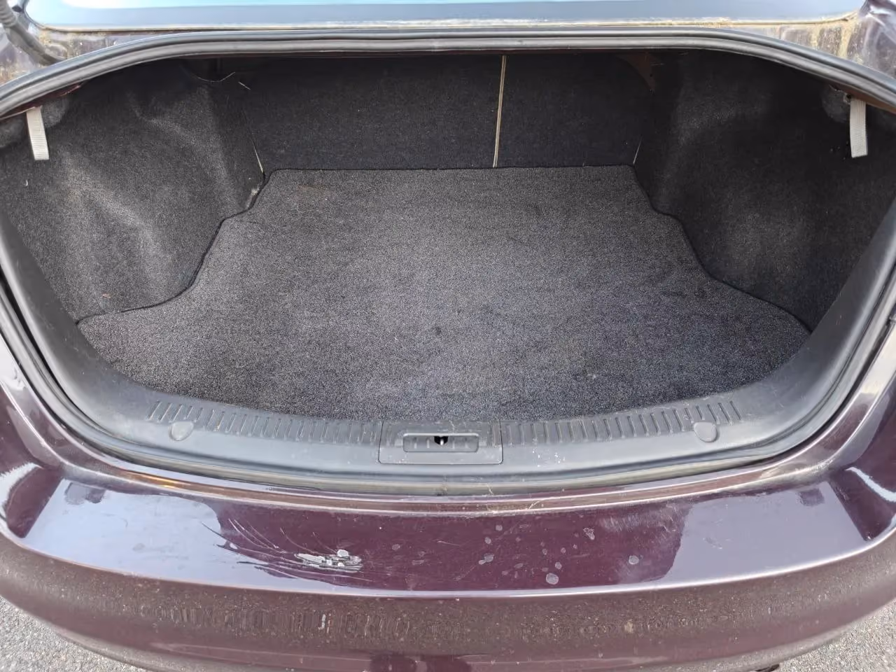 2011 MAZDA MAZDA6 i Sport Sedan 4D — photo 27 of 41