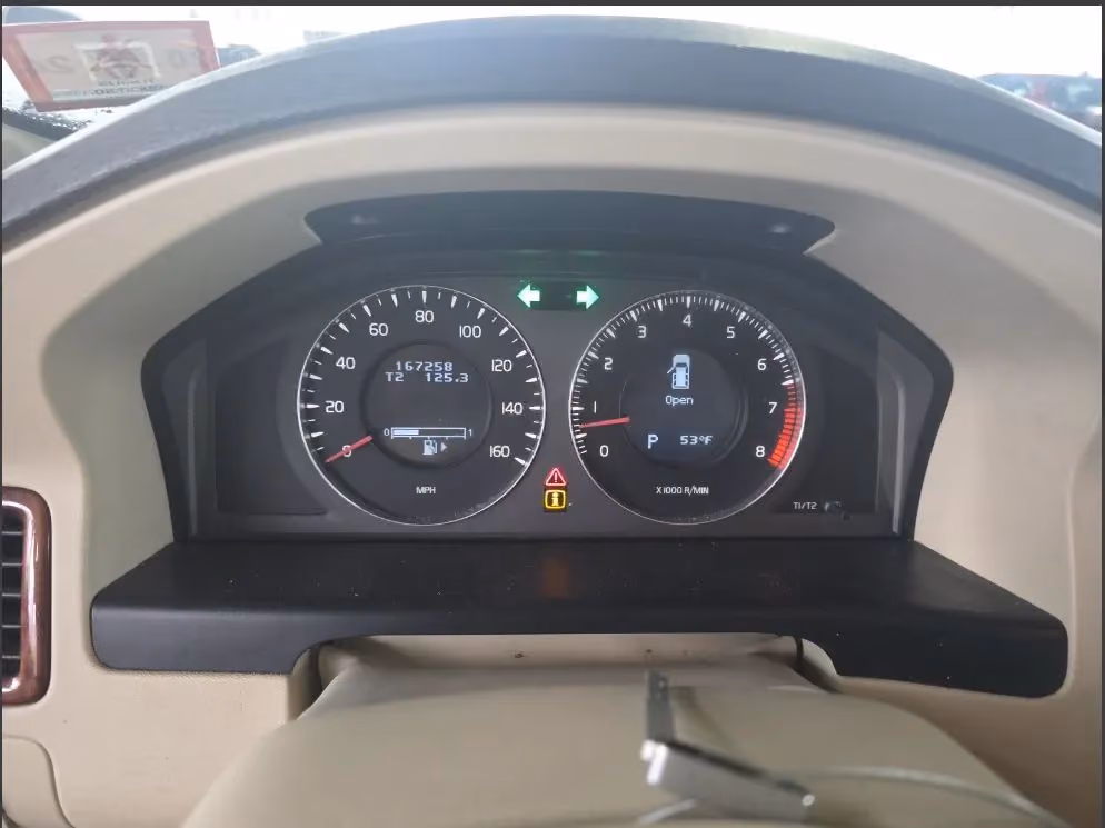 2008 Volvo XC70 3.2 Wagon 4D — photo 2 of 2