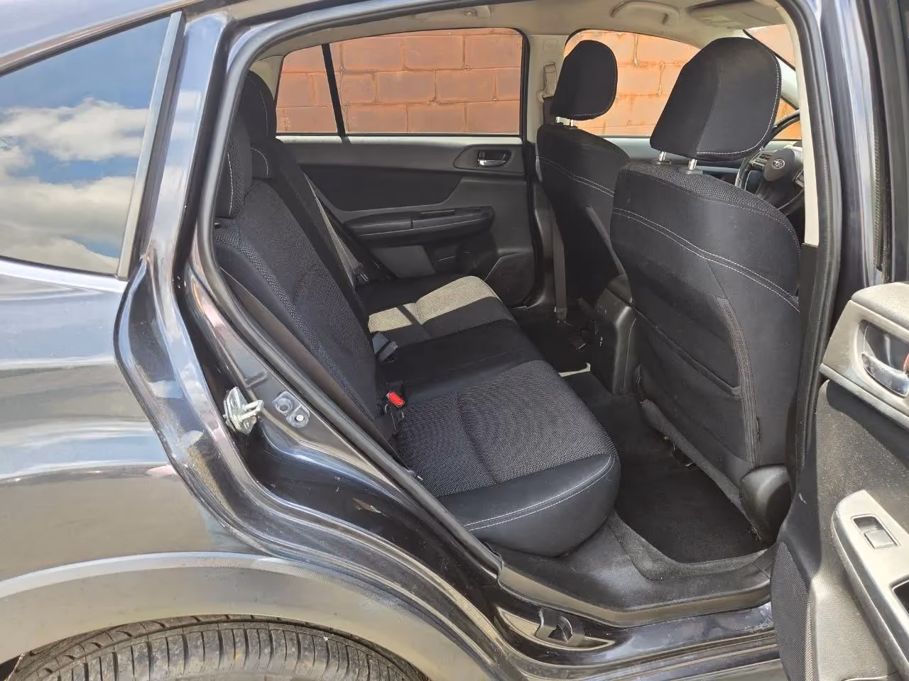 2014 Subaru XV Crosstrek Premium Sport Utility 4D — photo 16 of 22