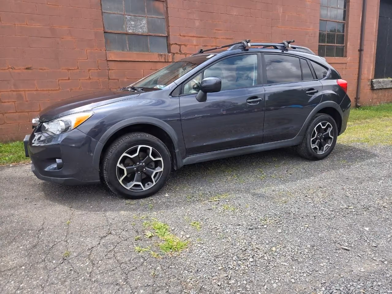 2014 Subaru XV Crosstrek Premium Sport Utility 4D — photo 2 of 22