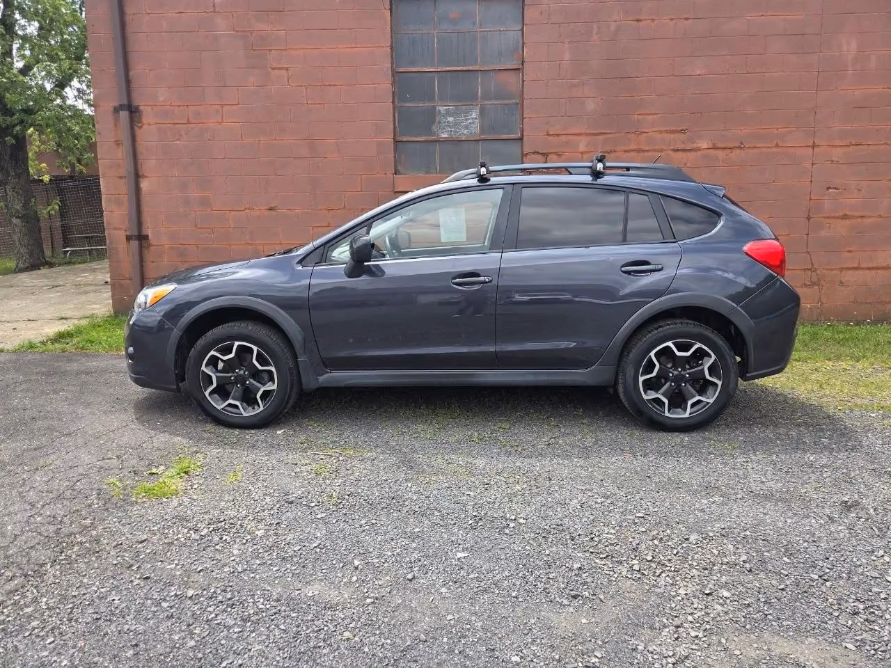 2014 Subaru XV Crosstrek Premium Sport Utility 4D — photo 3 of 22