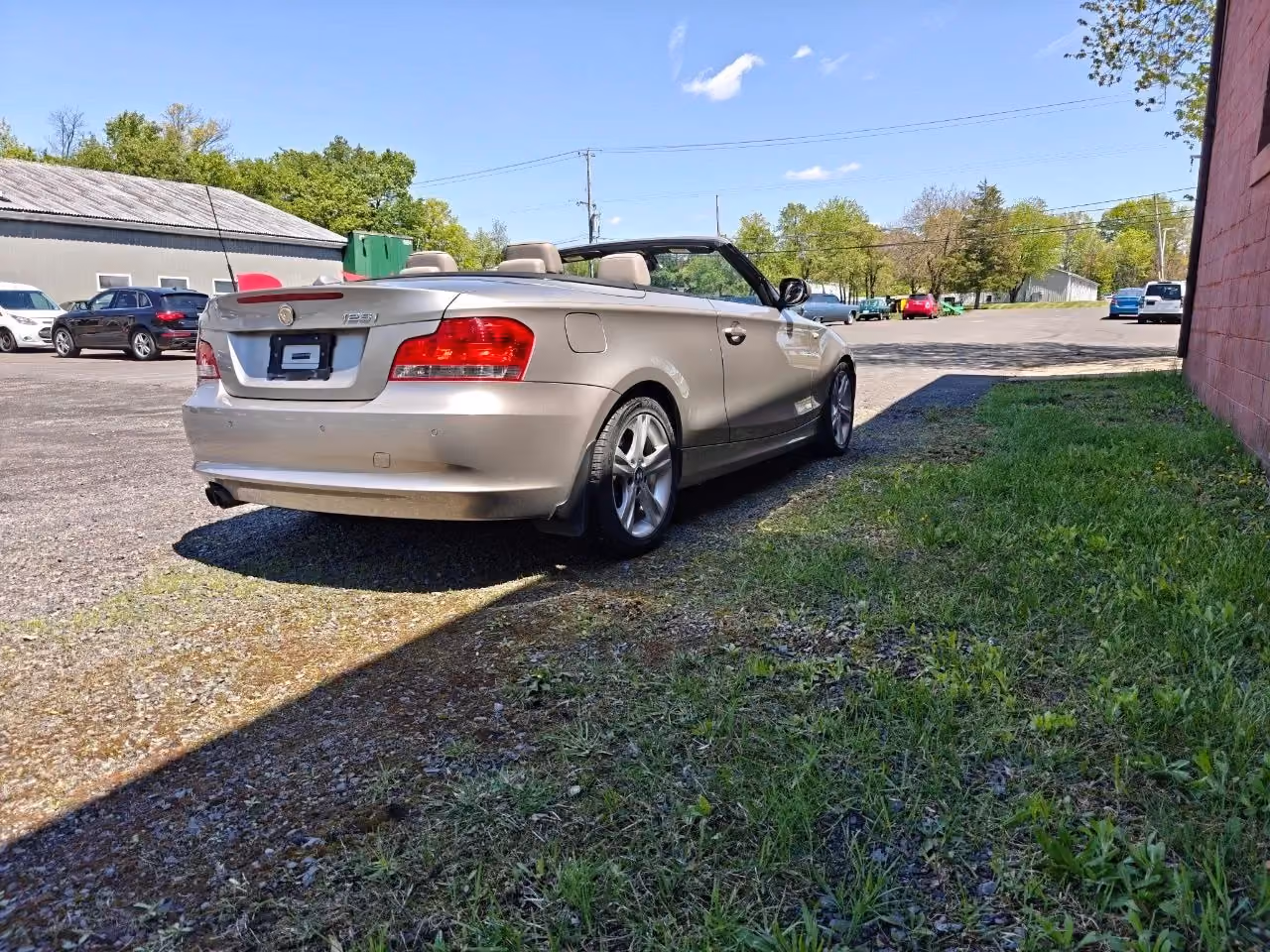 2010 BMW 1 Series 128i Convertible 2D — photo 7 of 16