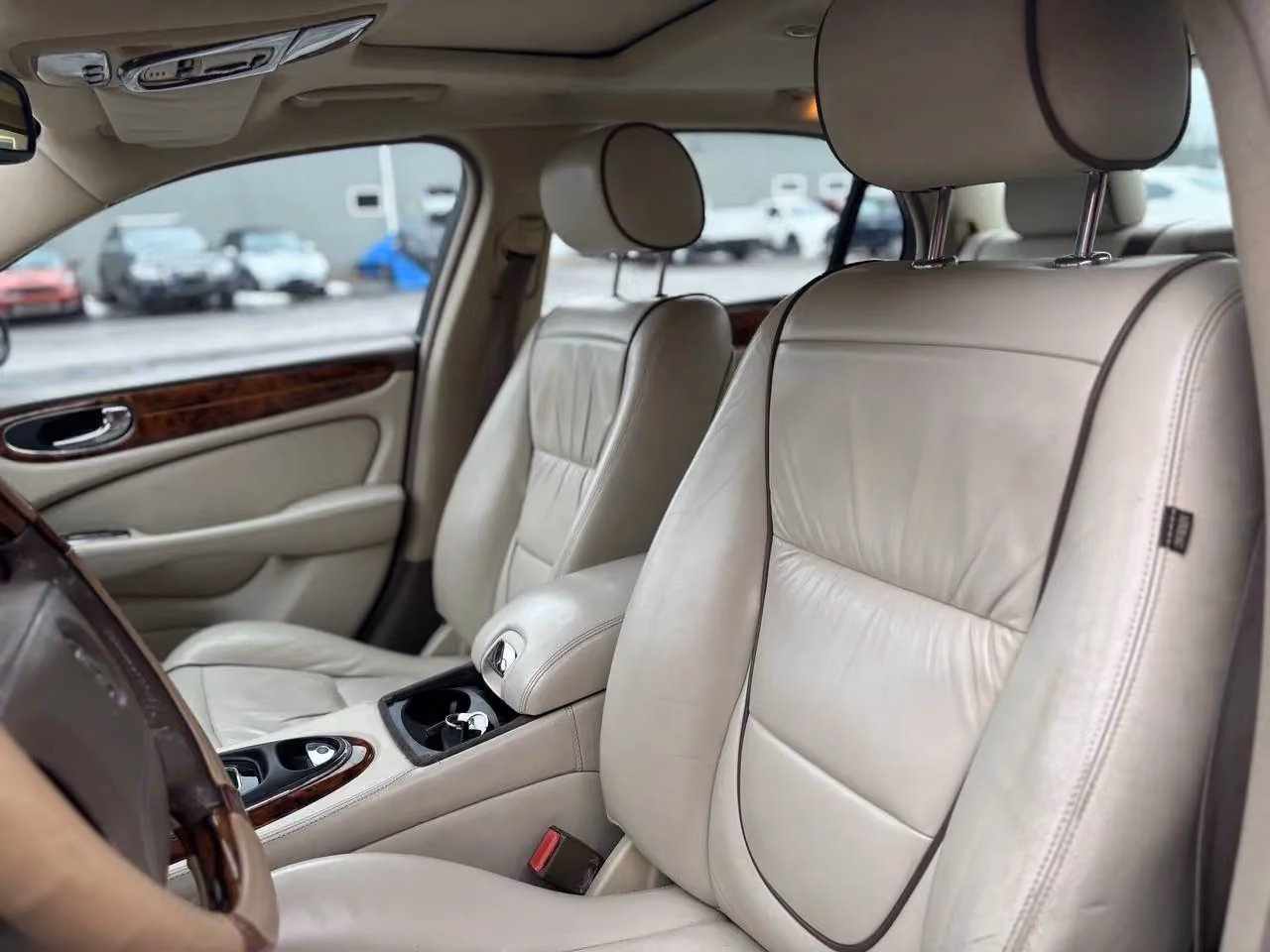 2005 Jaguar XJ XJ Vanden Plas Sedan 4D — photo 25 of 26