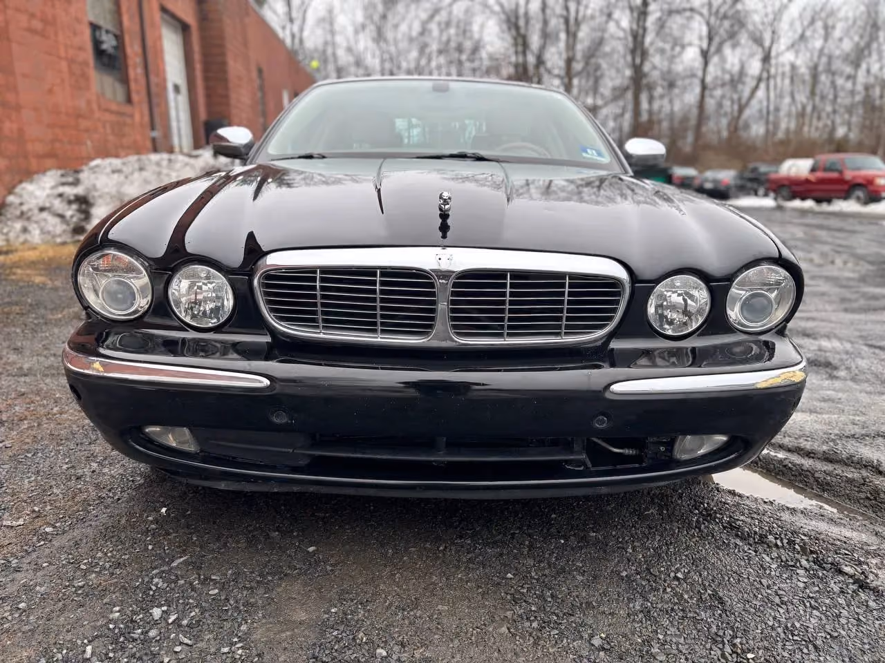 2005 Jaguar XJ XJ Vanden Plas Sedan 4D — photo 2 of 26