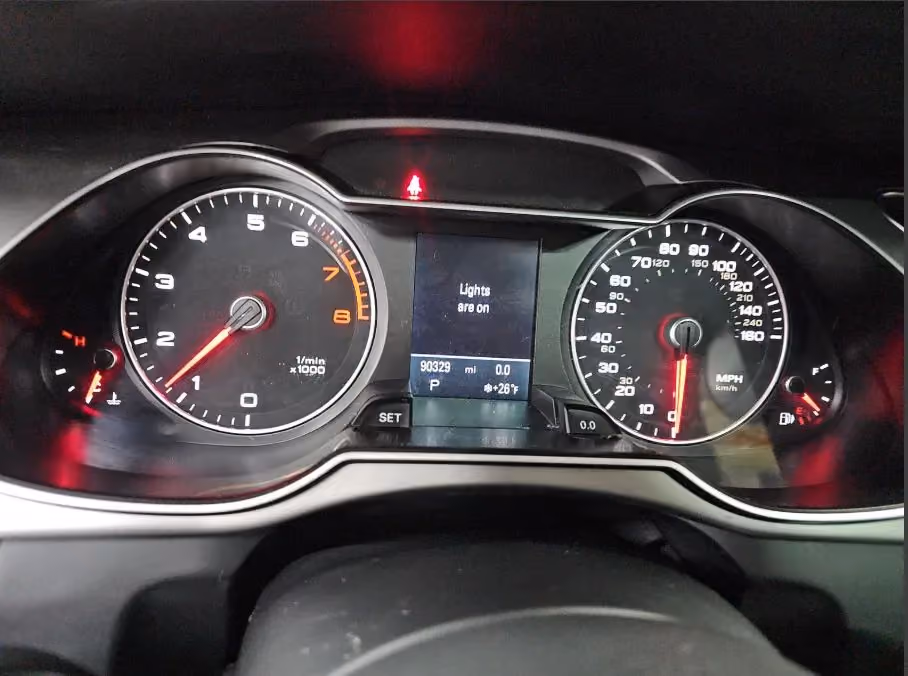 2013 Audi allroad Premium Plus Wagon 4D — photo 8 of 24