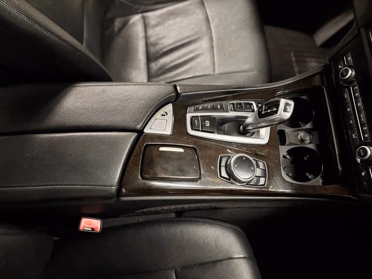2014 BMW 5 Series 535d xDrive Sedan 4D — photo 26 of 73