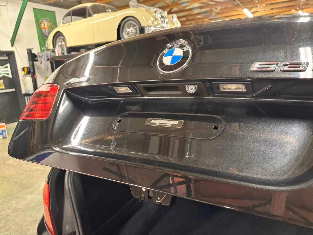 2014 BMW 5 Series 535d xDrive Sedan 4D — photo 3 of 73