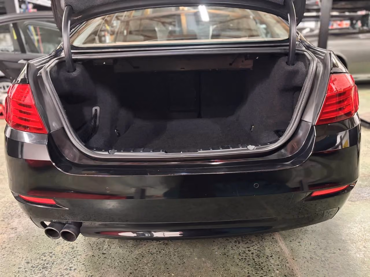 2014 BMW 5 Series 535d xDrive Sedan 4D — photo 5 of 73