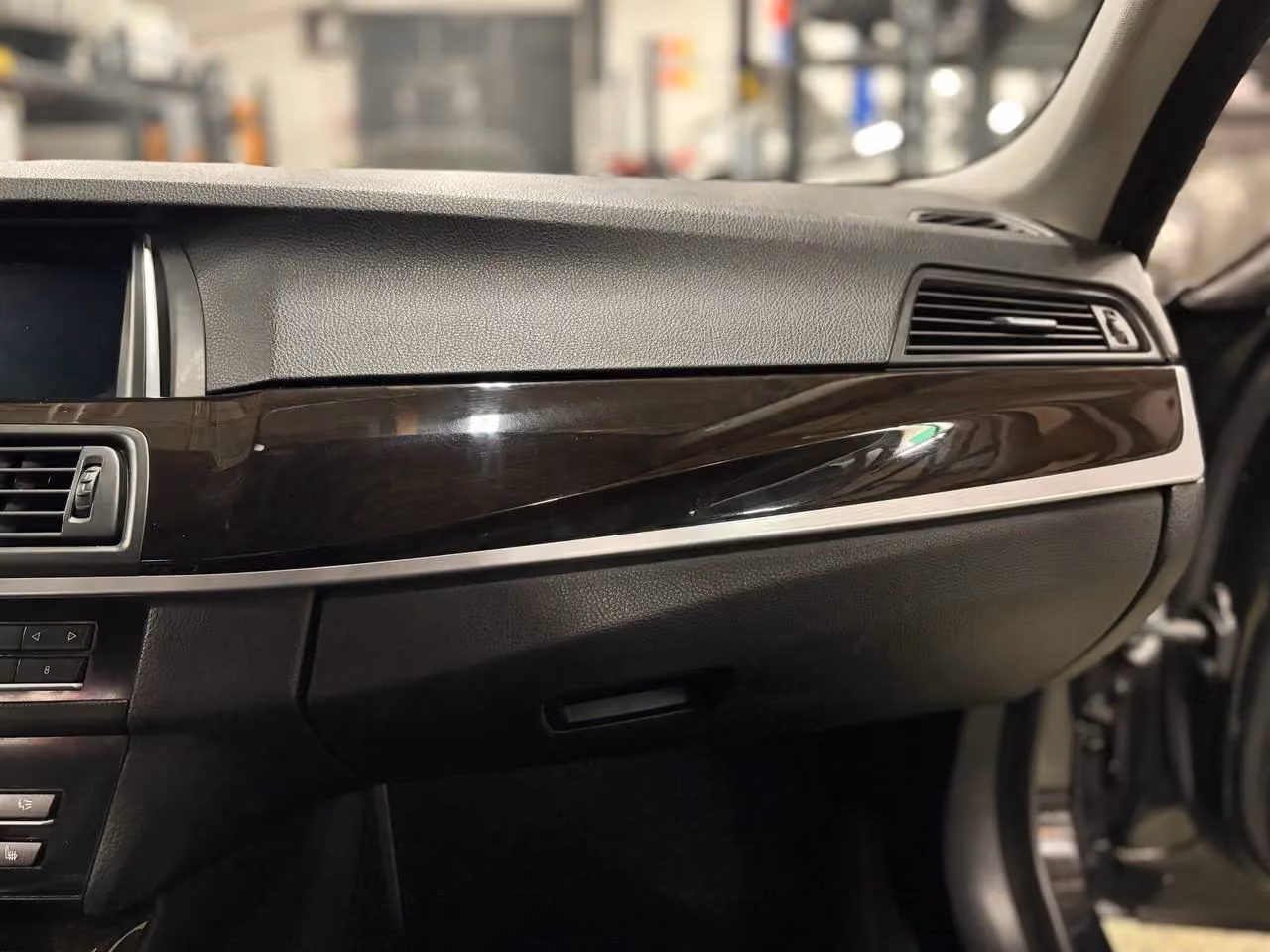 2014 BMW 5 Series 535d xDrive Sedan 4D — photo 23 of 73