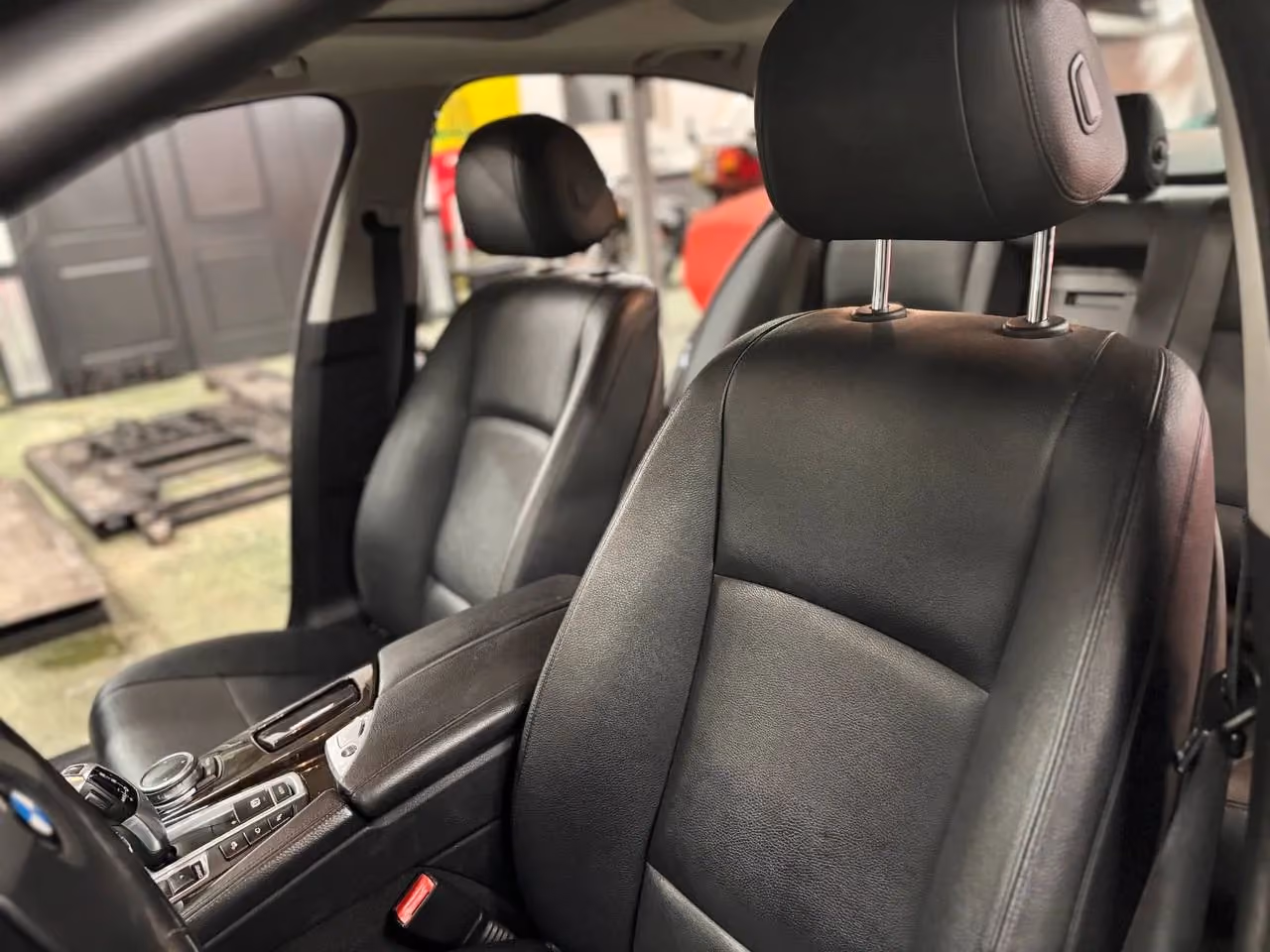 2014 BMW 5 Series 535d xDrive Sedan 4D — photo 51 of 73