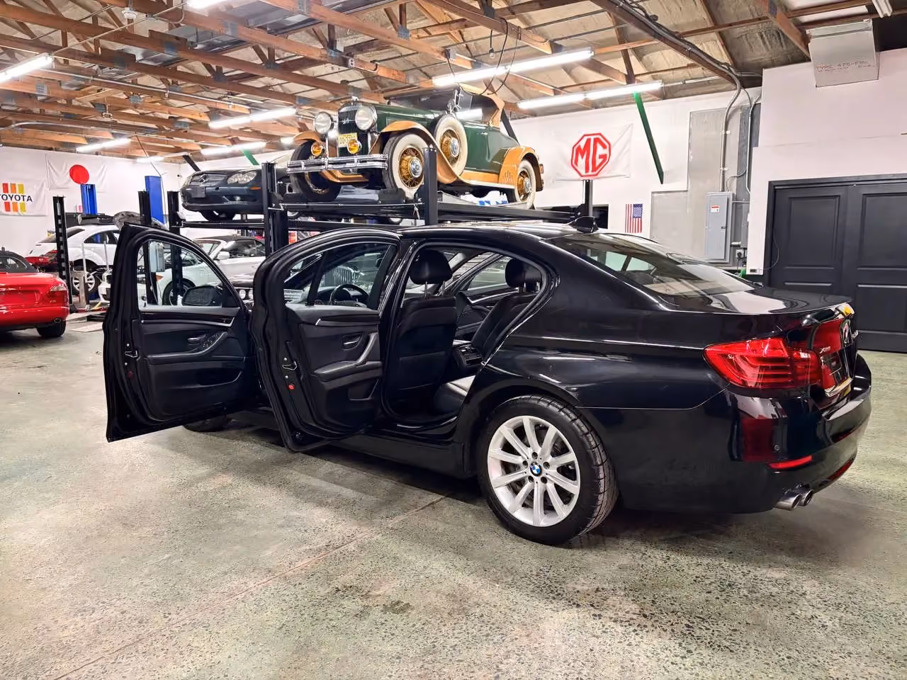 2014 BMW 5 Series 535d xDrive Sedan 4D — photo 64 of 73