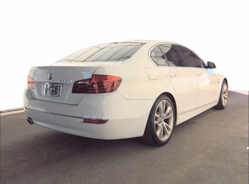 2014 BMW 5 Series 535d xDrive Sedan 4D — photo 3 of 8