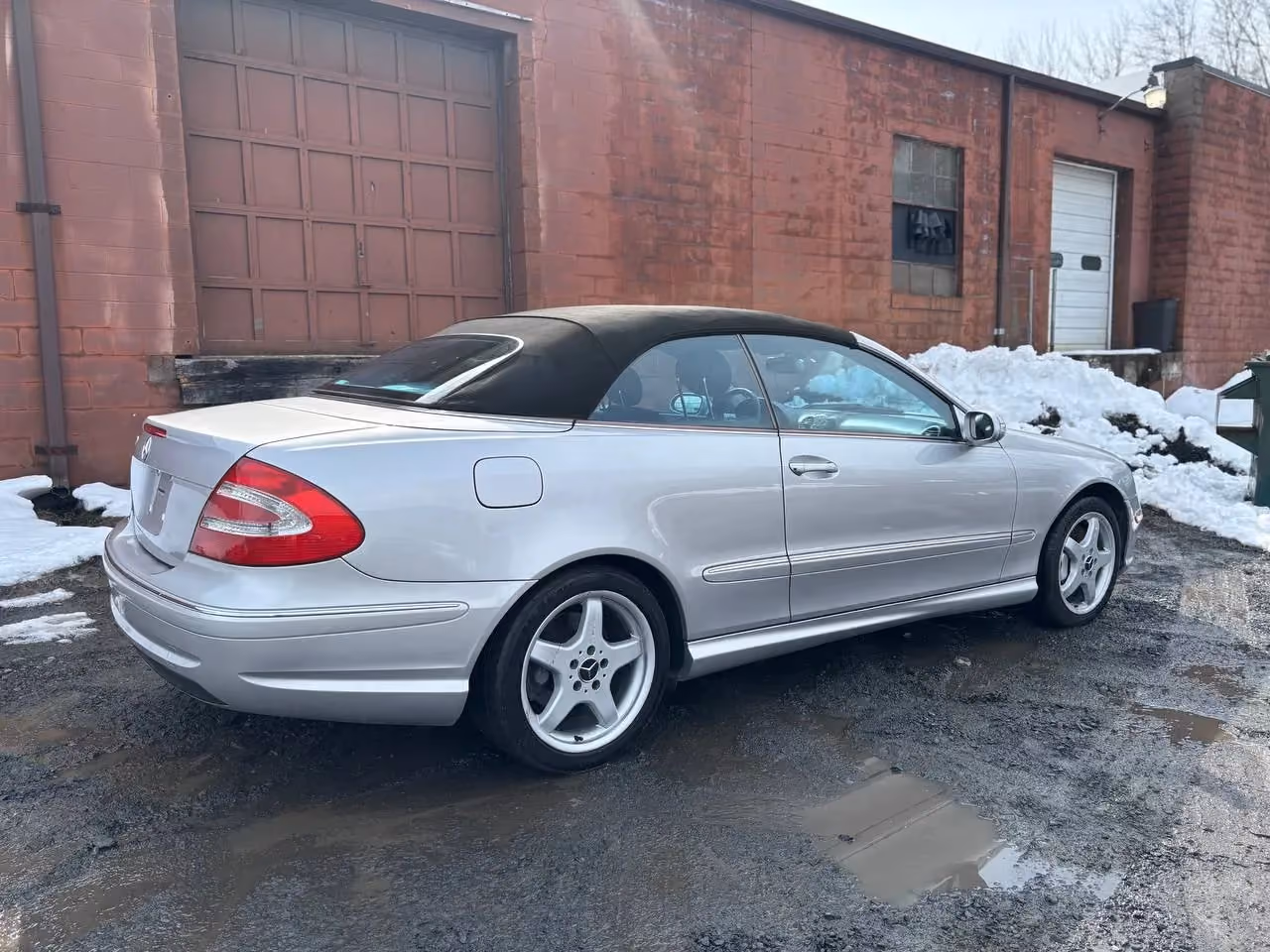 2005 Mercedes-Benz CLK-Class CLK 500 Cabriolet 2D — photo 4 of 38