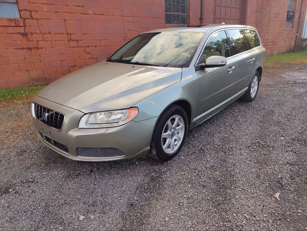 2008 Volvo V70 3.2 Wagon 4D — photo 3 of 34