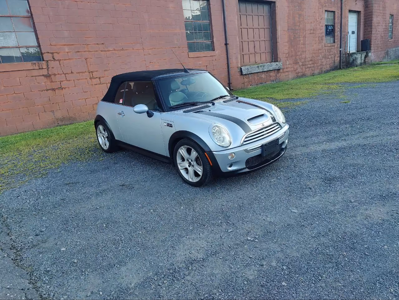 2005 MINI Convertible Cooper S Convertible 2D — photo 25 of 73