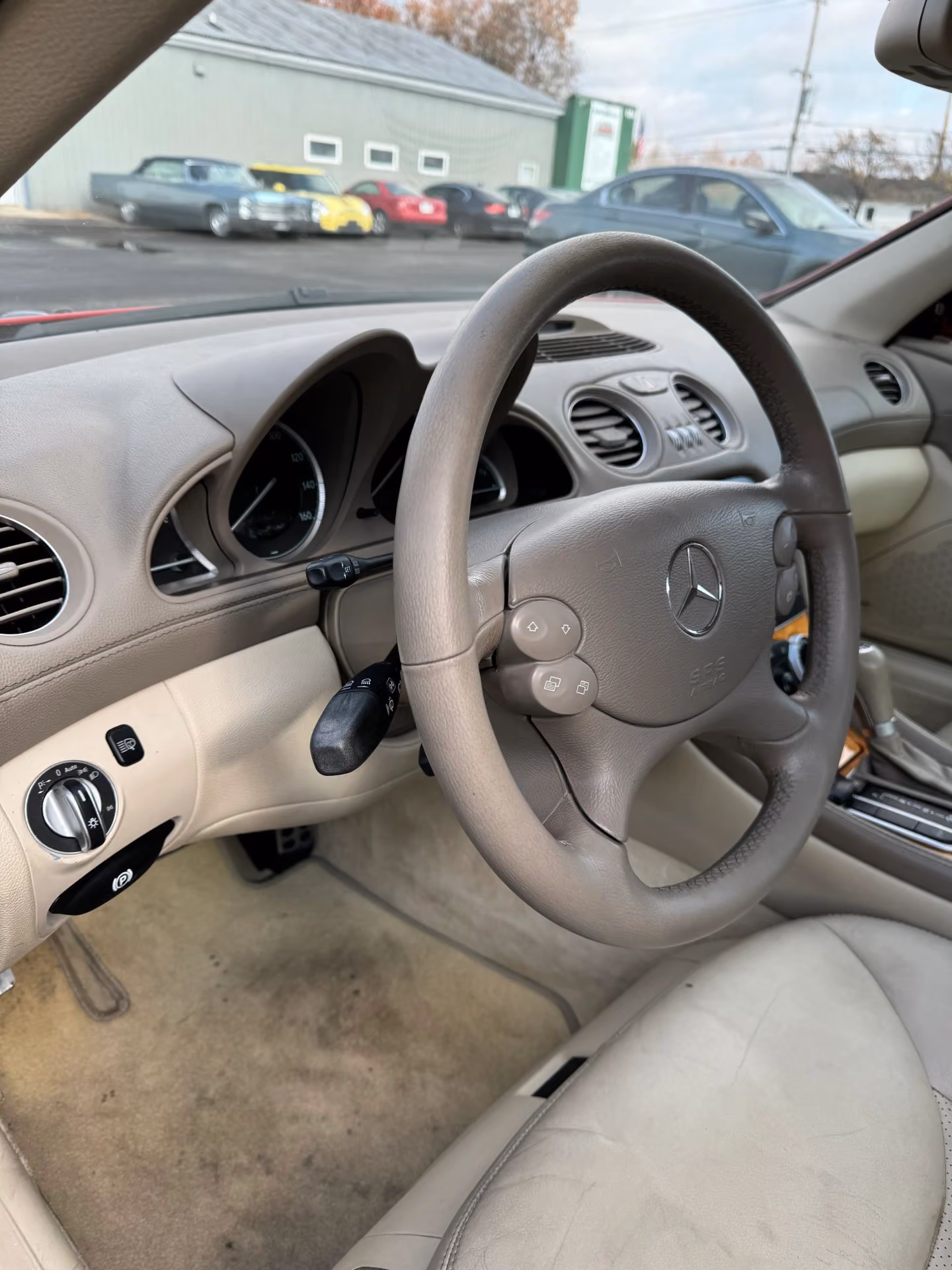 2006 Mercedes-Benz SL-Class SL 500 Roadster 2D — photo 12 of 60