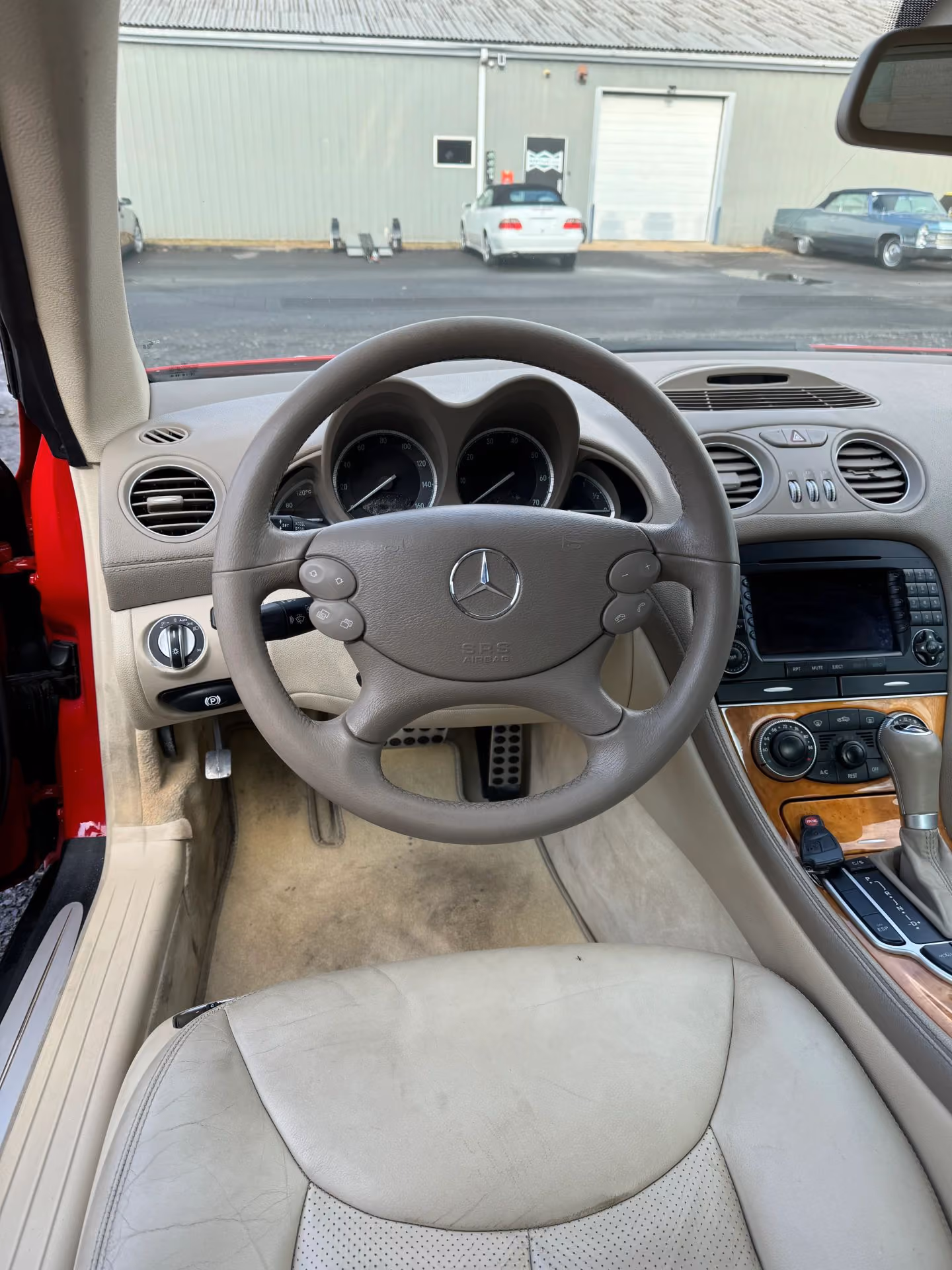 2006 Mercedes-Benz SL-Class SL 500 Roadster 2D — photo 11 of 60