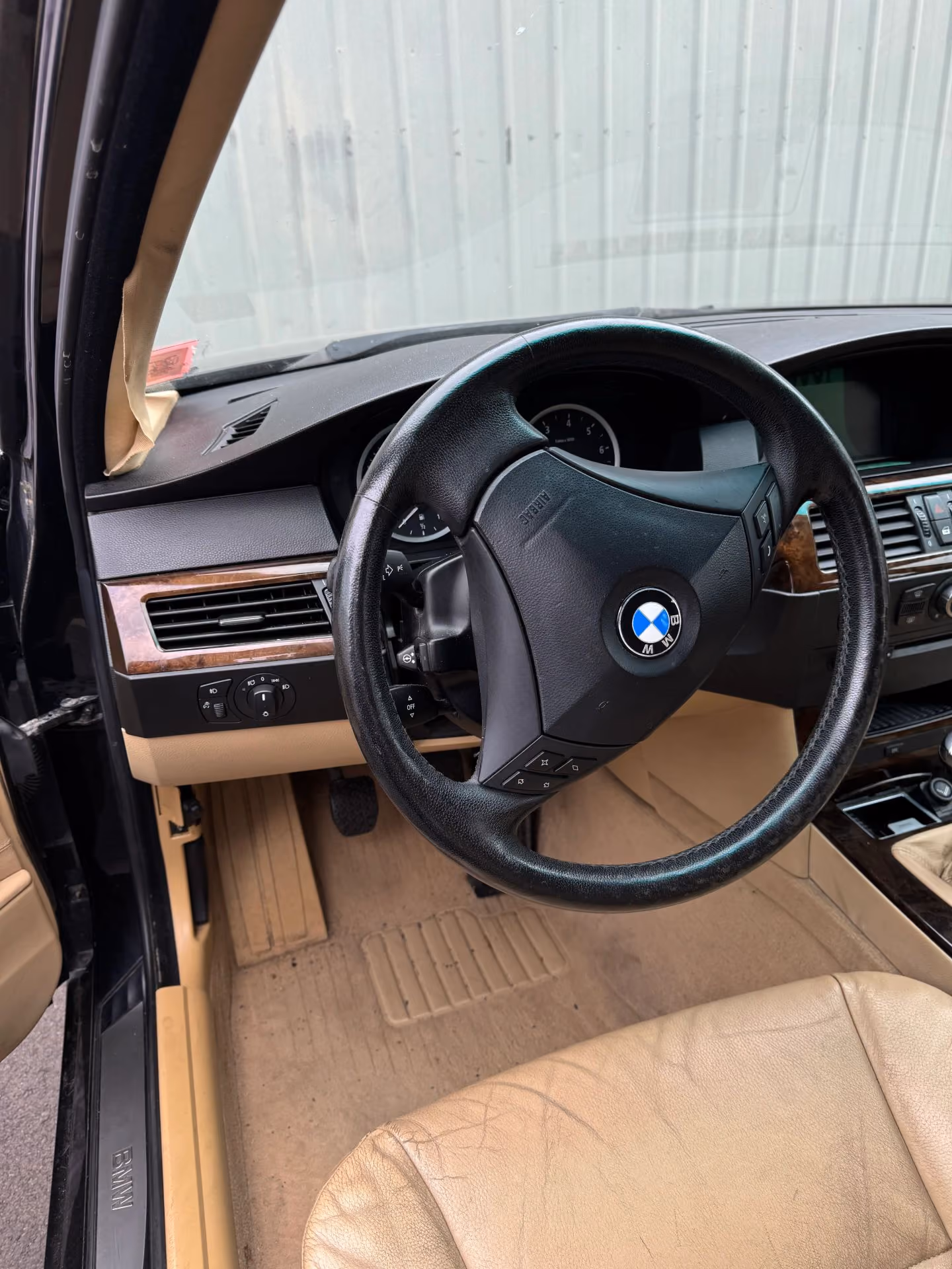 2006 BMW 530XI Black — photo 27 of 28