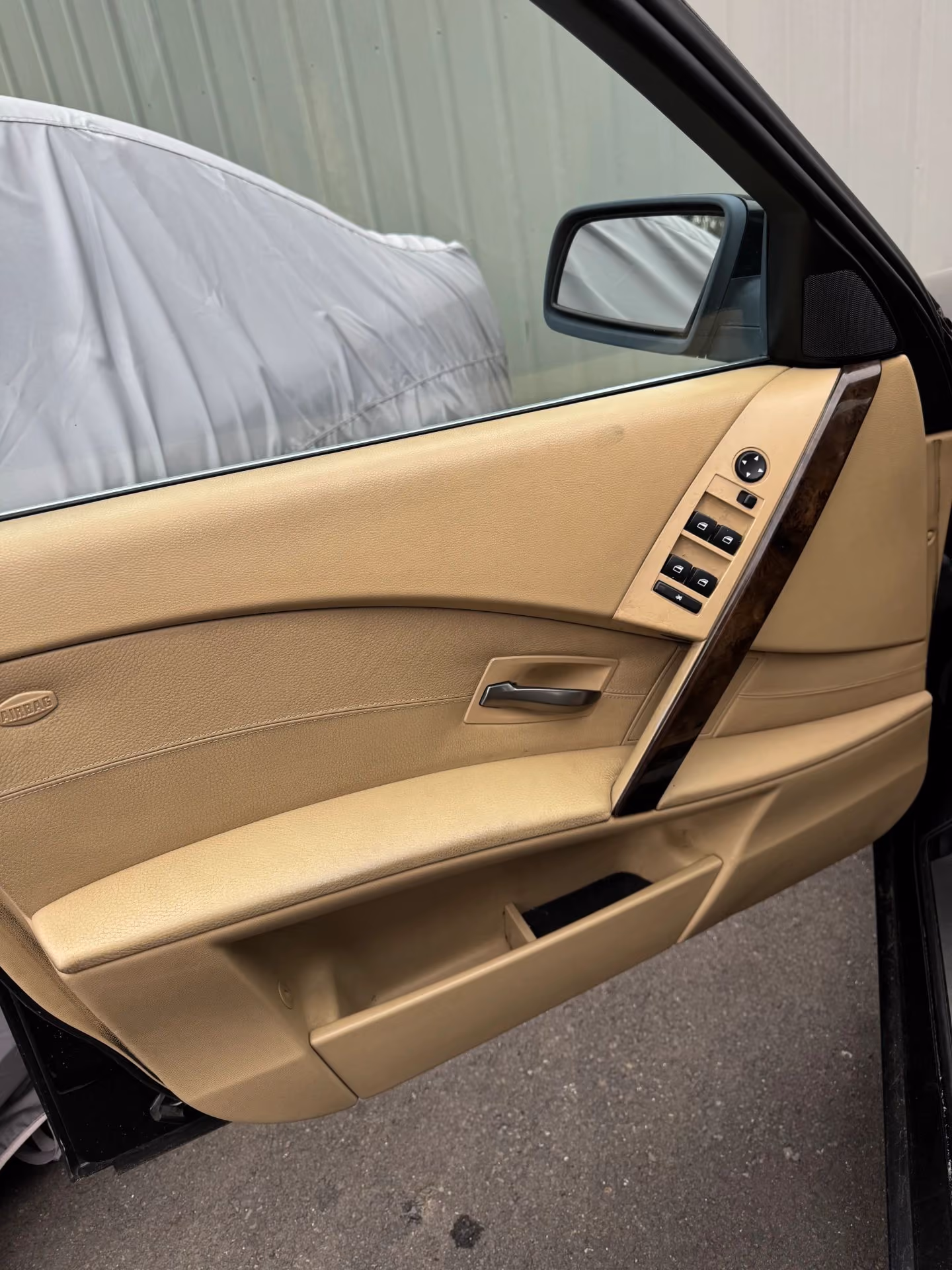 2006 BMW 530XI Black — photo 24 of 28