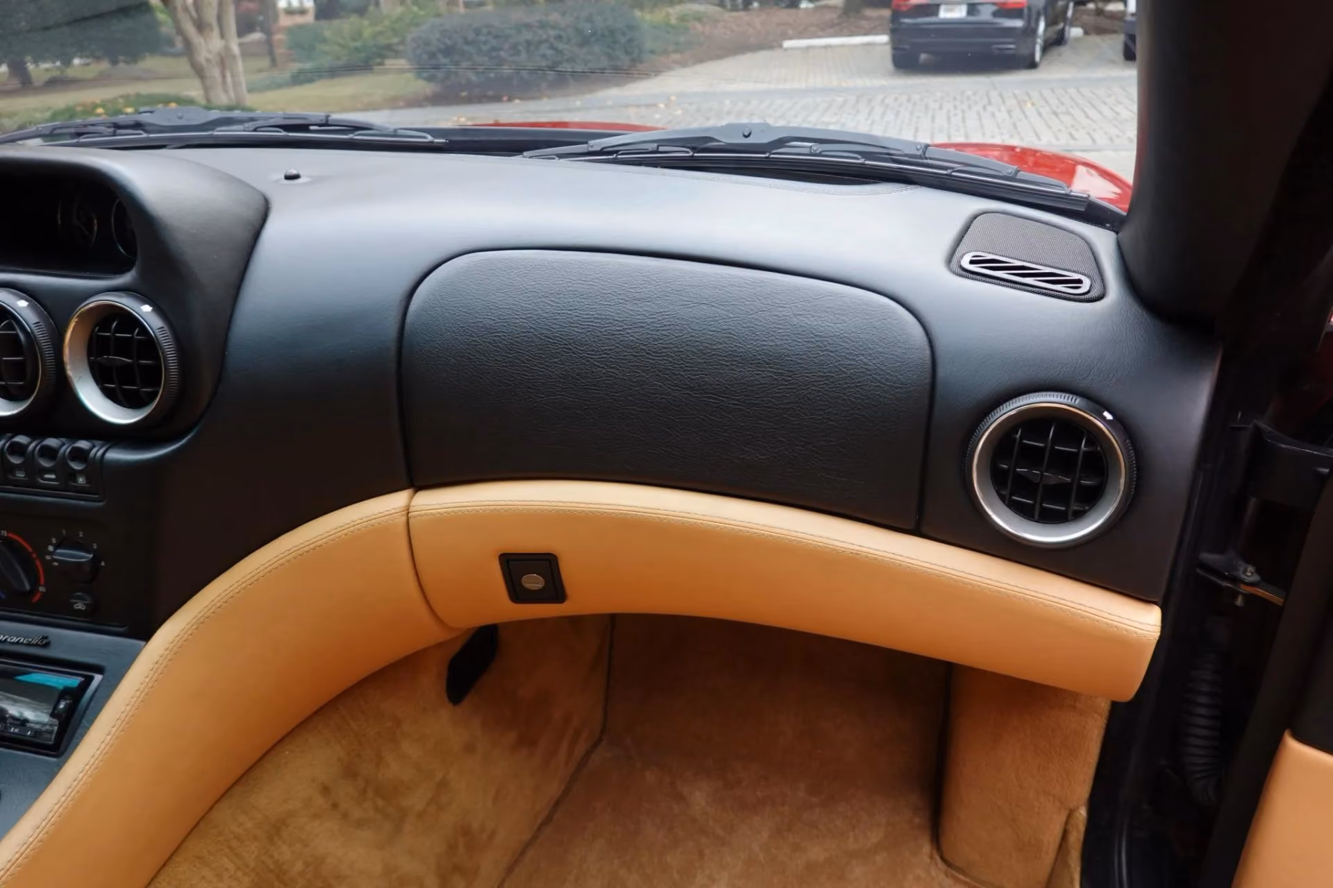 2000 Ferrari 550 Maranello — photo 31 of 47