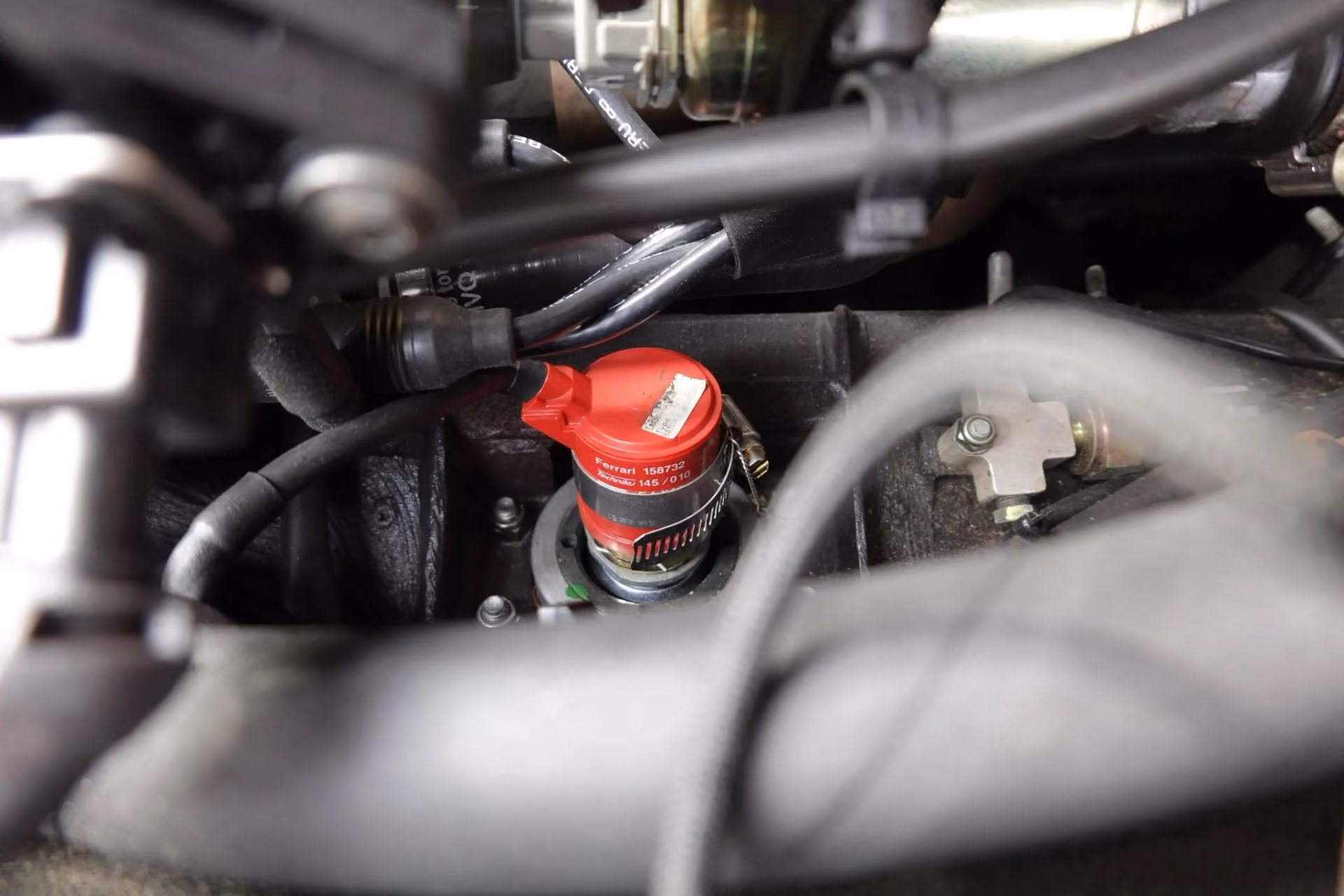 2000 Ferrari 550 Maranello — photo 15 of 47