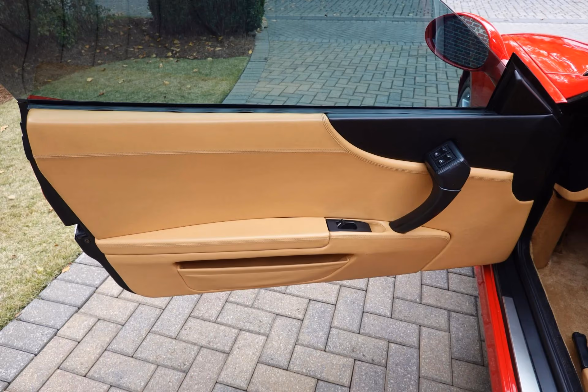 2000 Ferrari 550 Maranello — photo 43 of 47