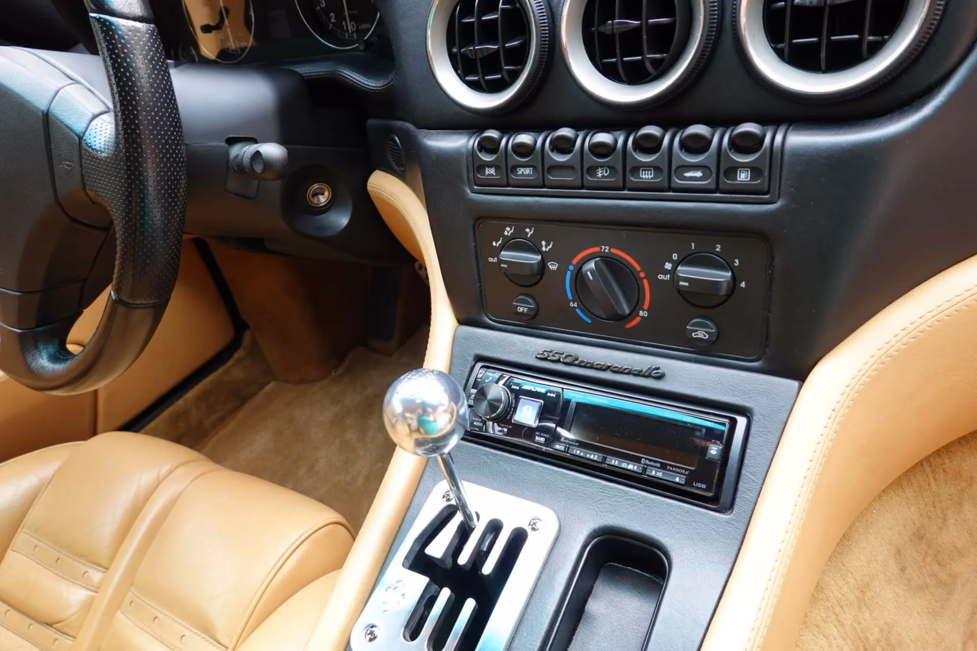 2000 Ferrari 550 Maranello — photo 42 of 47