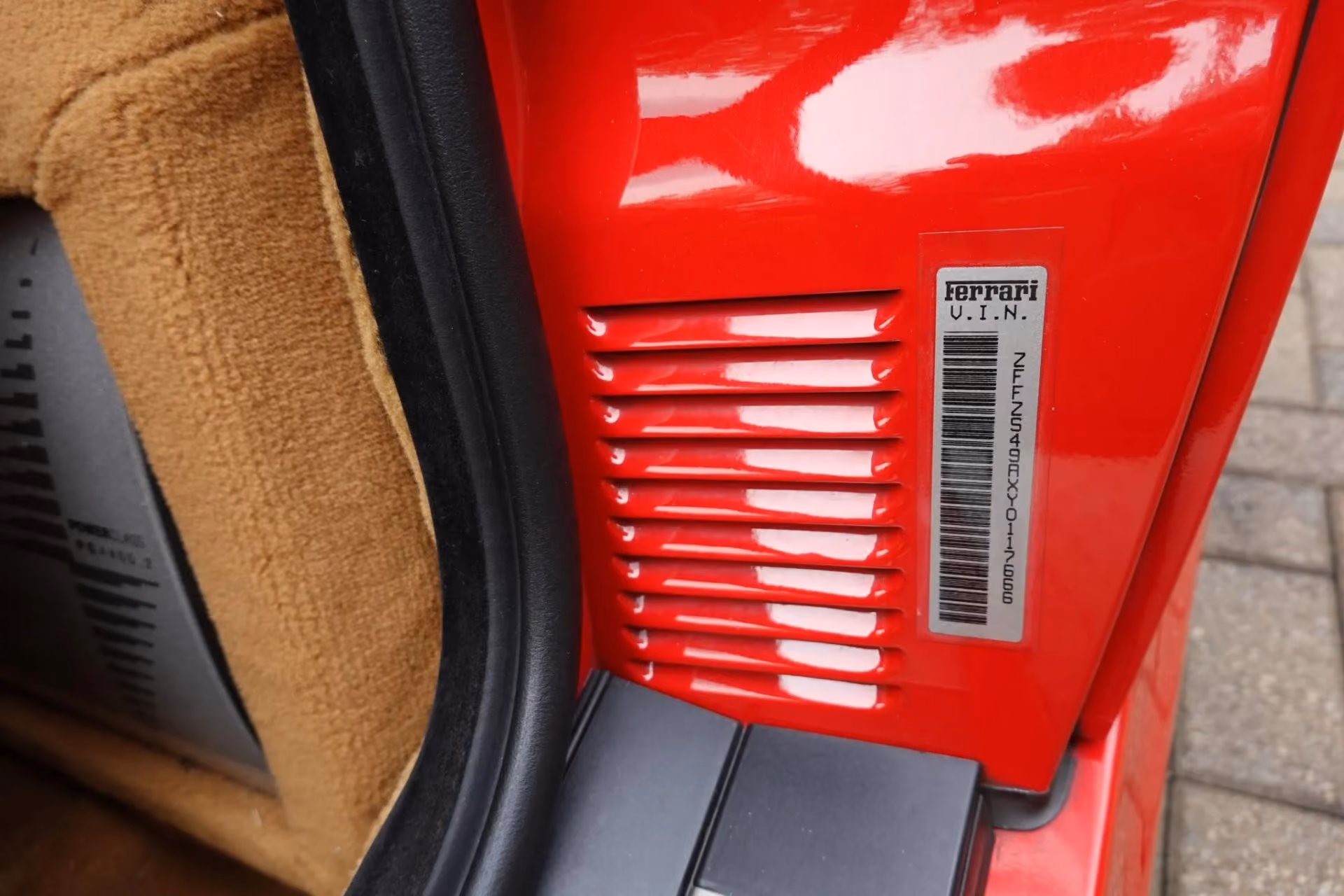 2000 Ferrari 550 Maranello — photo 22 of 47