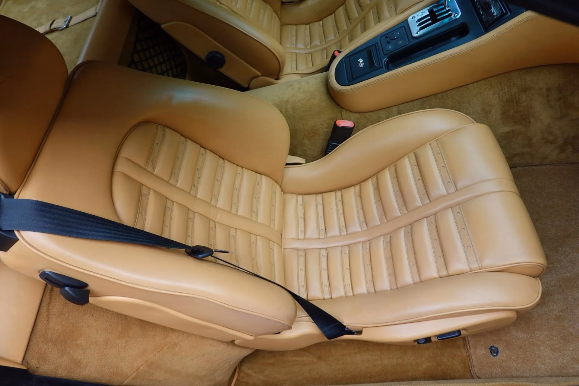 2000 Ferrari 550 Maranello — photo 40 of 47