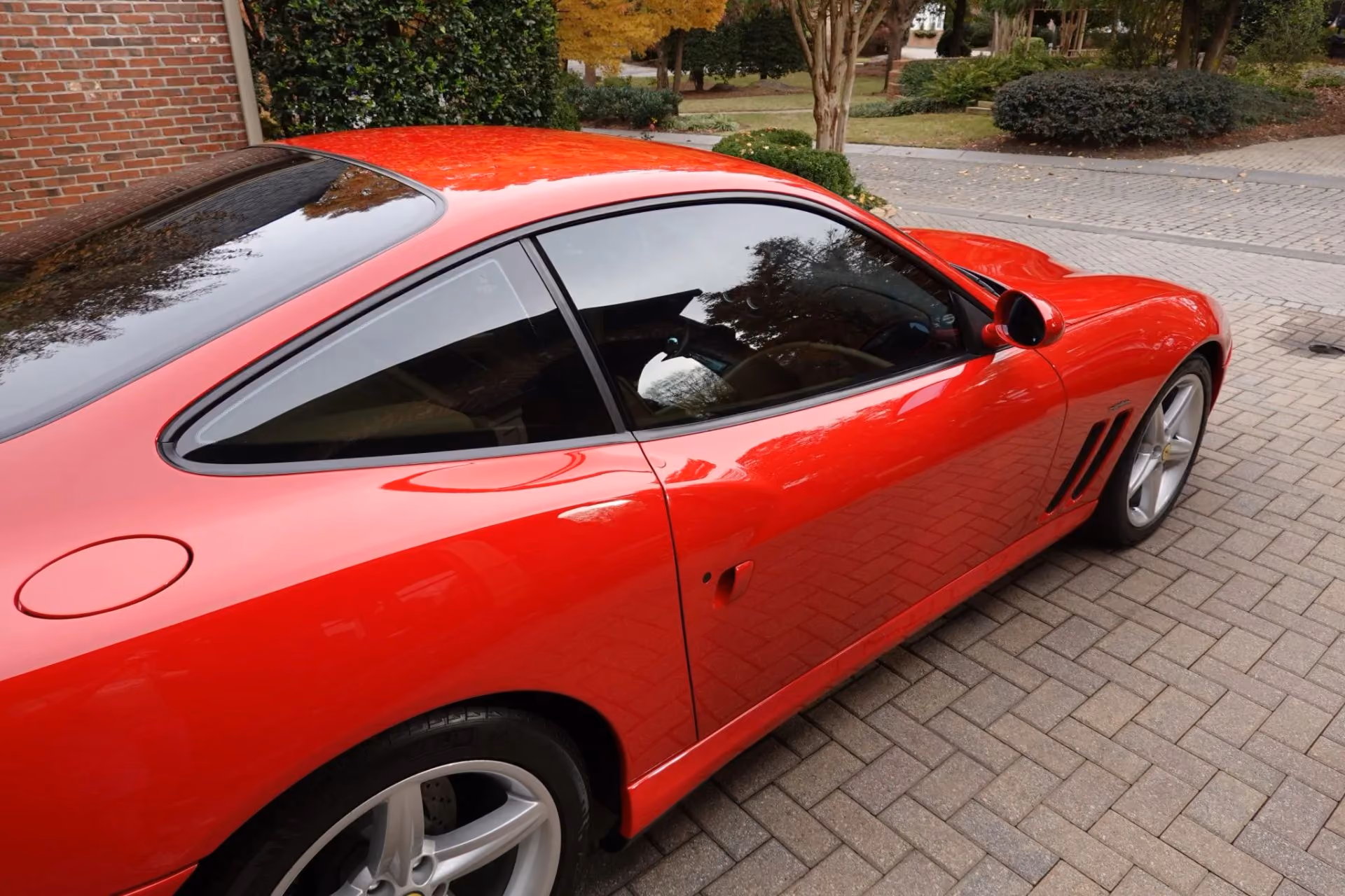 2000 Ferrari 550 Maranello — photo 3 of 47