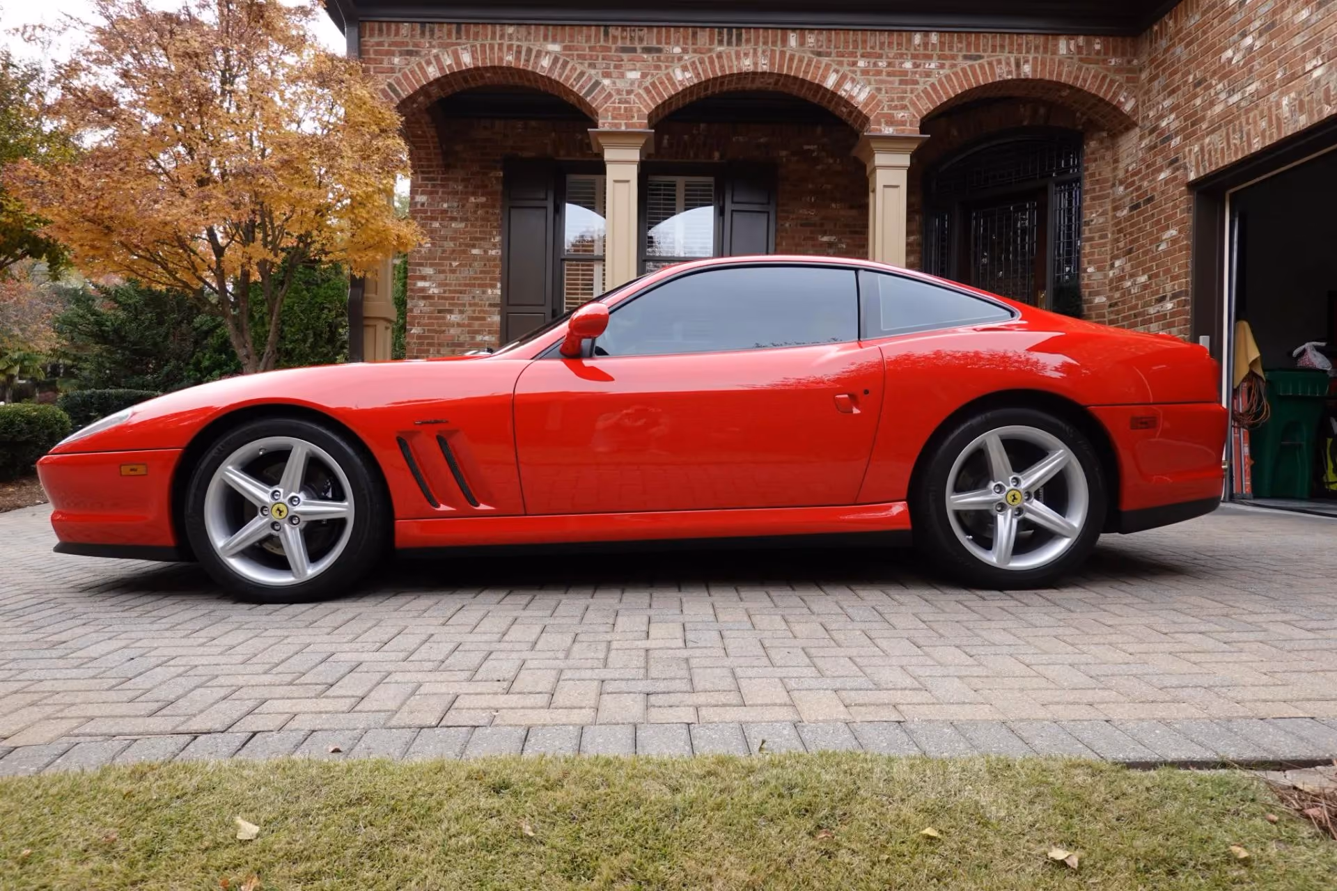 2000 Ferrari 550 Maranello — photo 6 of 47