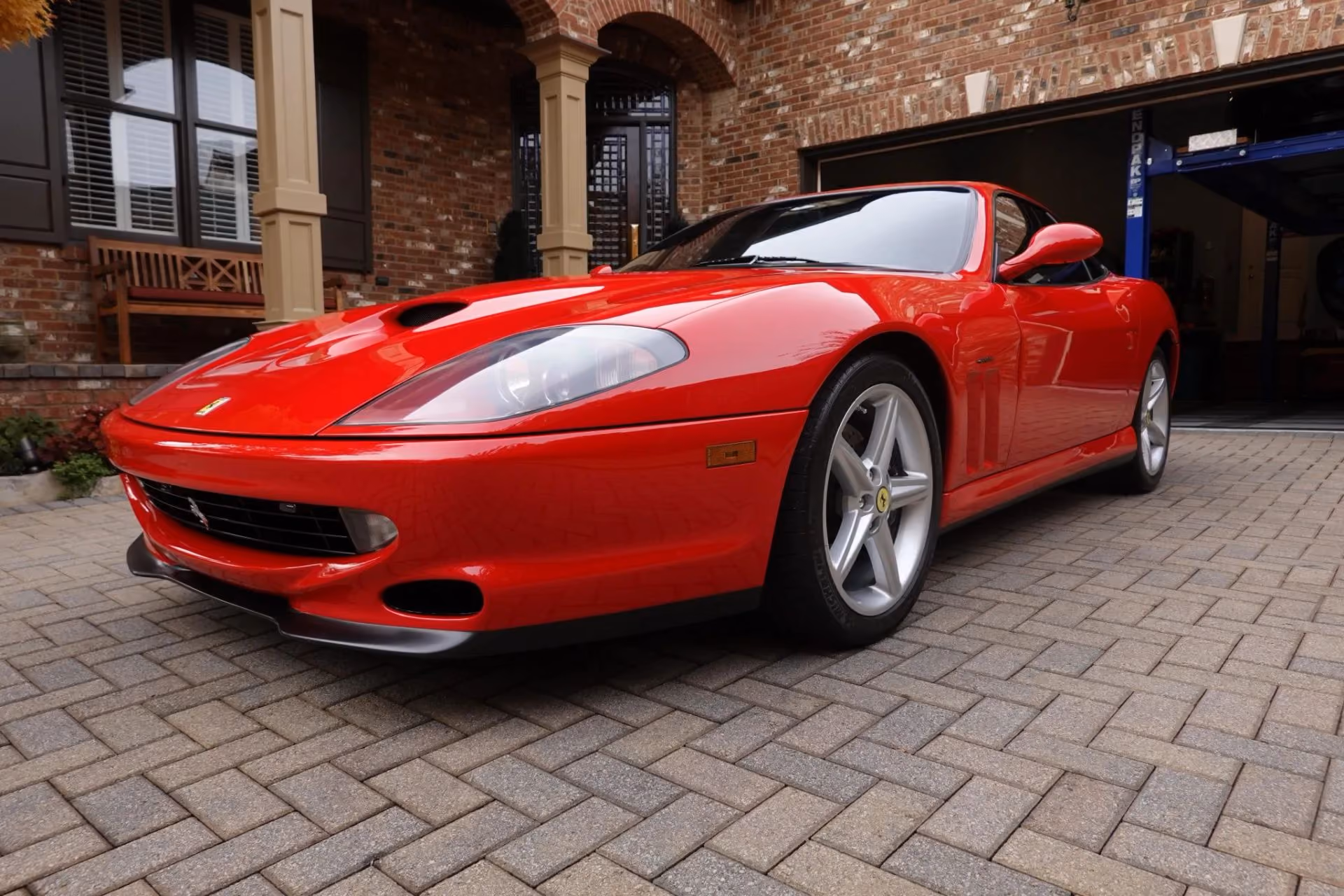 2000 Ferrari 550 Maranello — photo 33 of 47