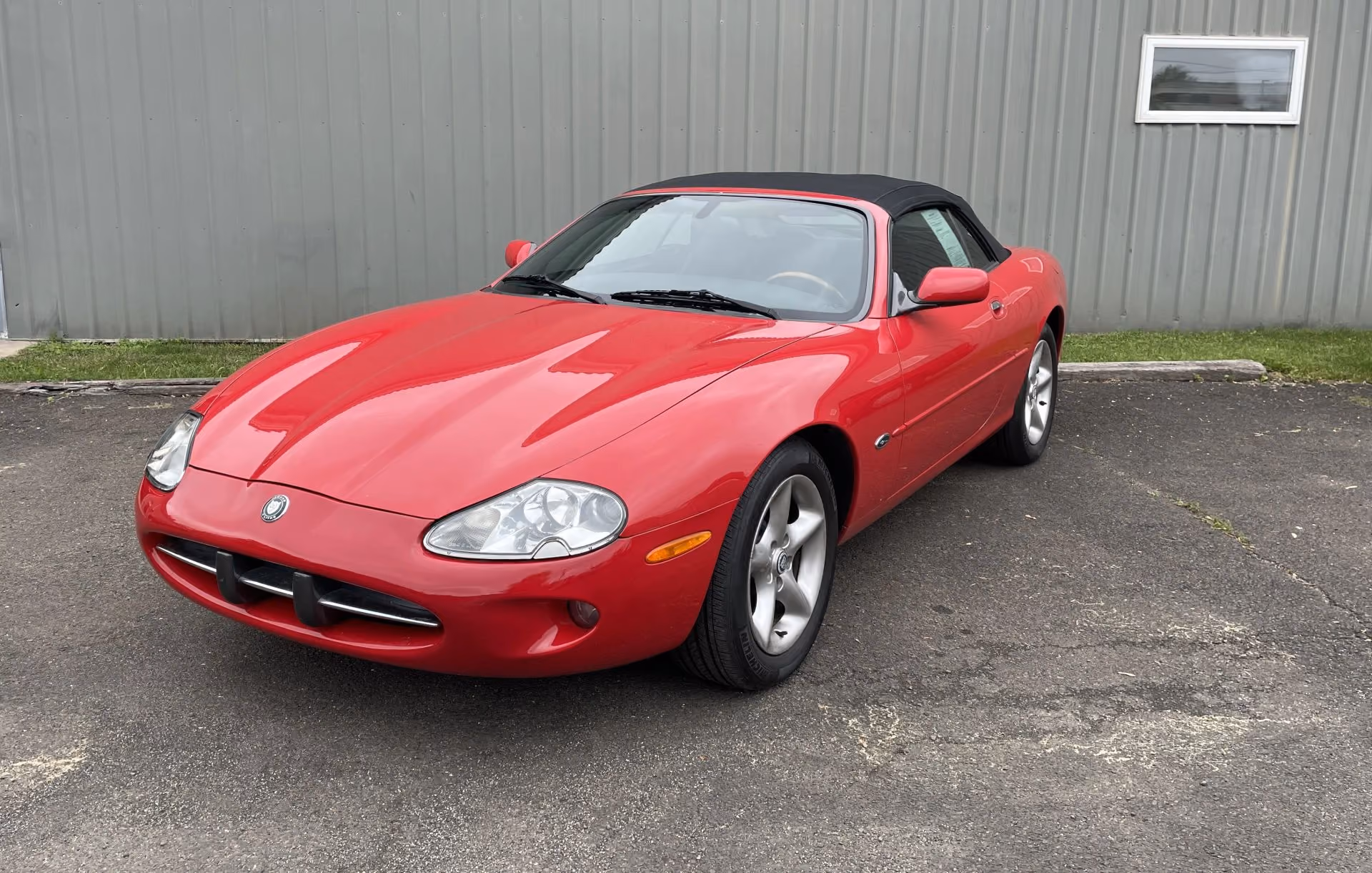 2000 Jaguar XK8 Convertible 2D — photo 8 of 47