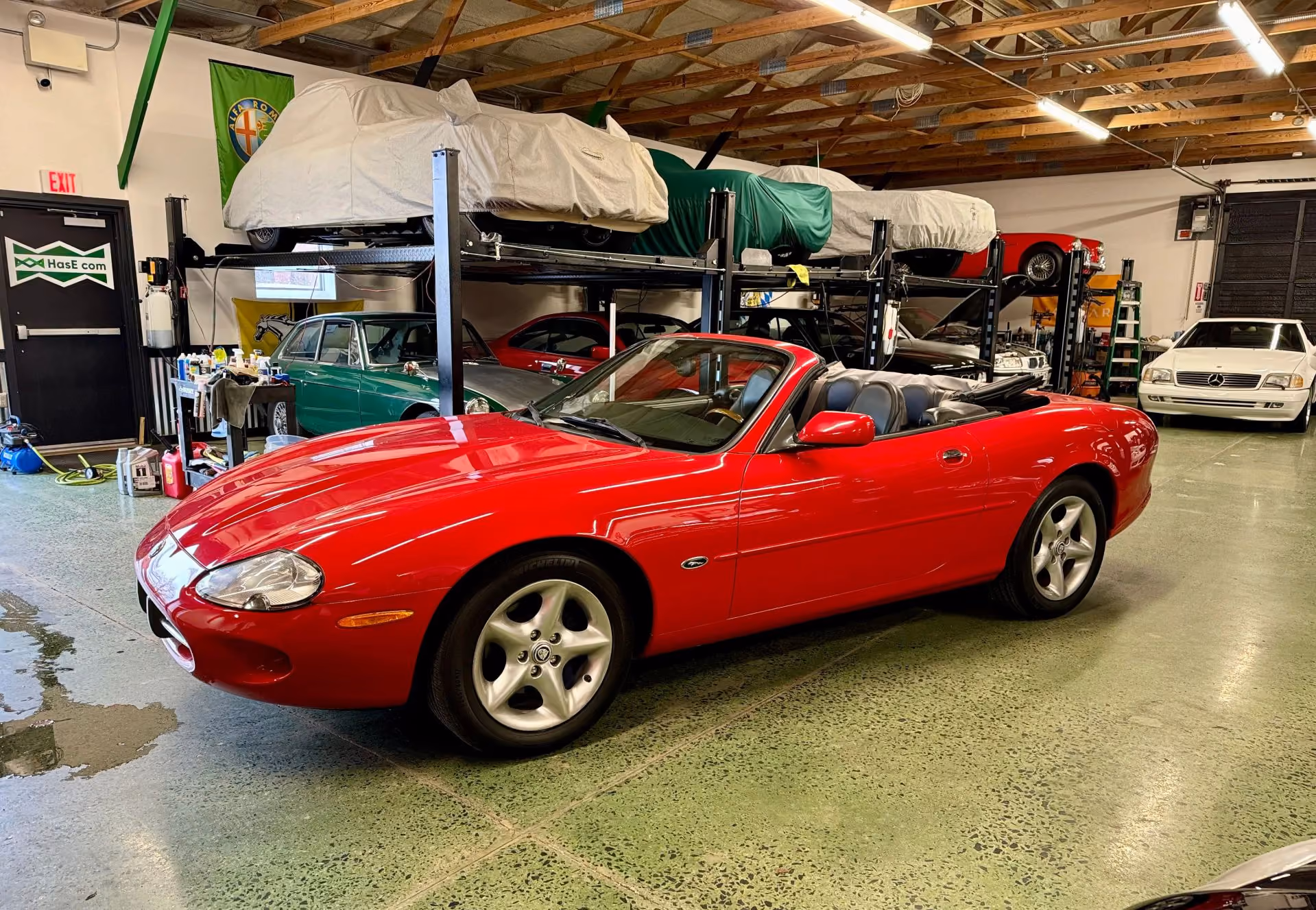 2000 Jaguar XK8 Convertible 2D — photo 5 of 47