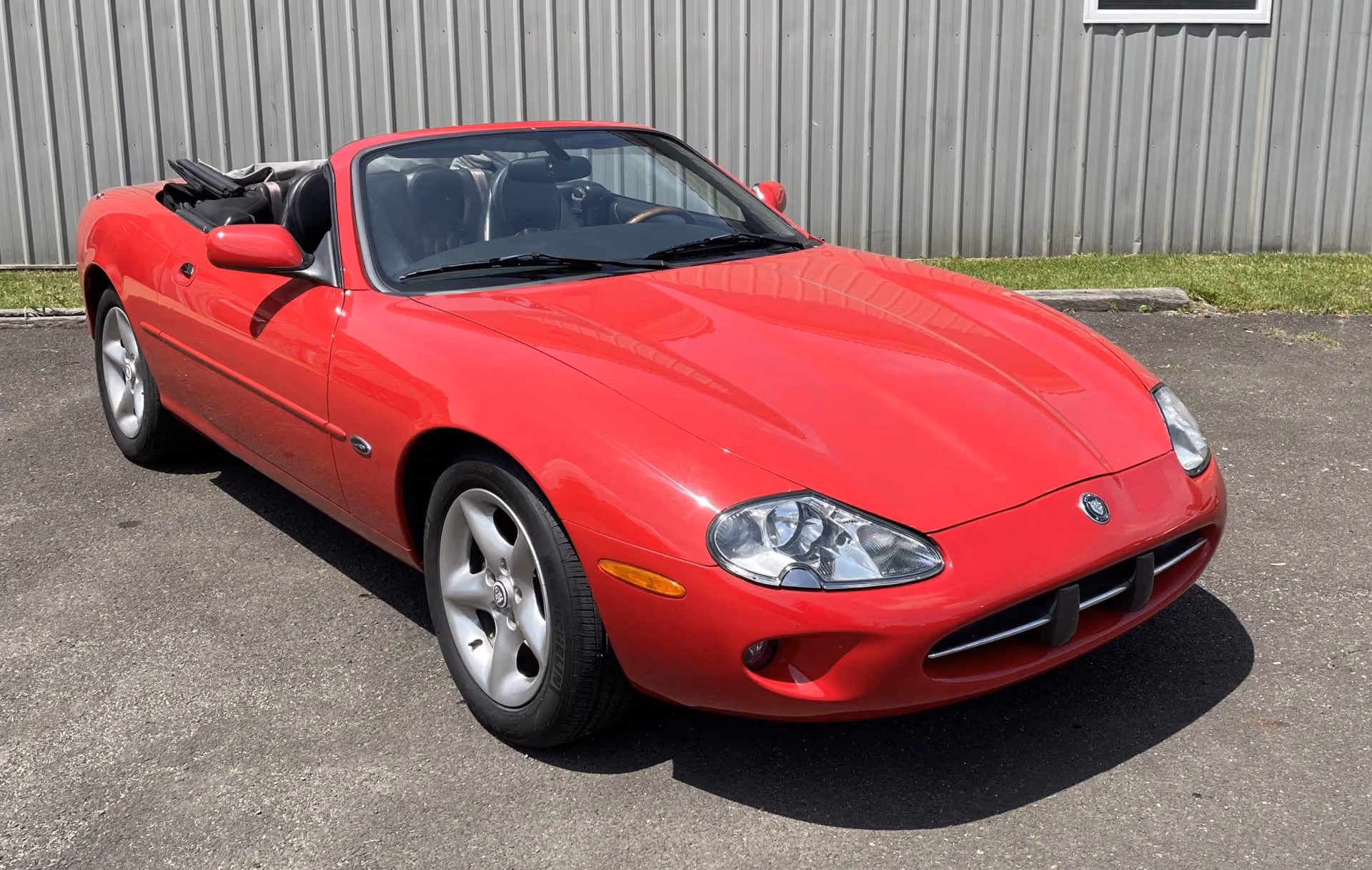 2000 Jaguar XK8 Convertible 2D — photo 9 of 47
