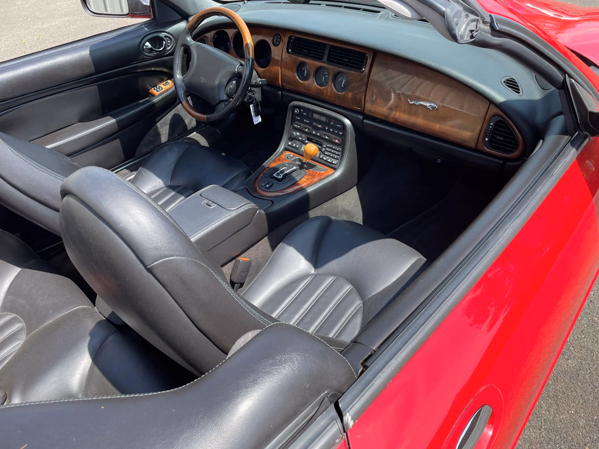 2000 Jaguar XK8 Convertible 2D — photo 24 of 47