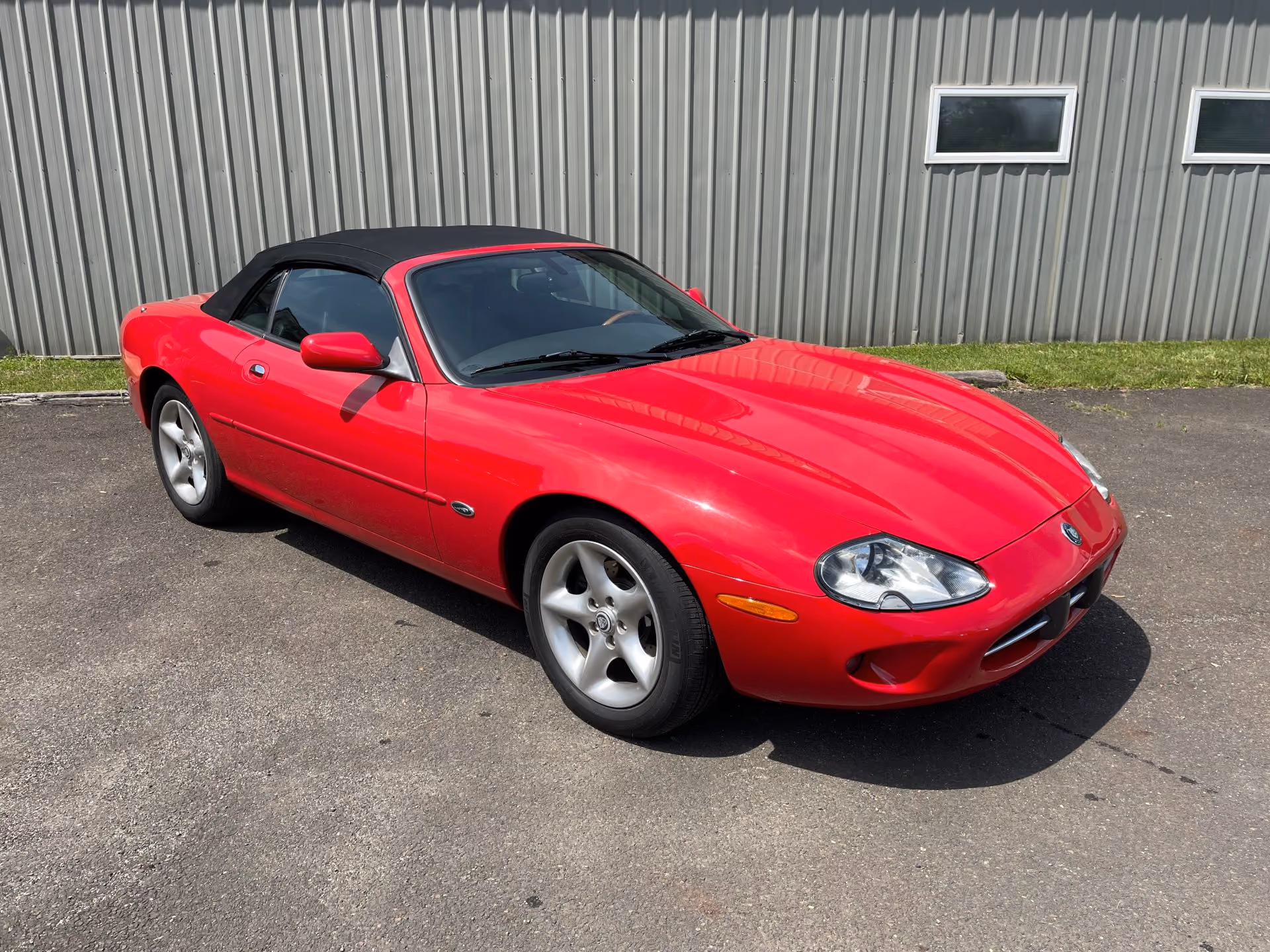 2000 Jaguar XK8 Convertible 2D — photo 46 of 47