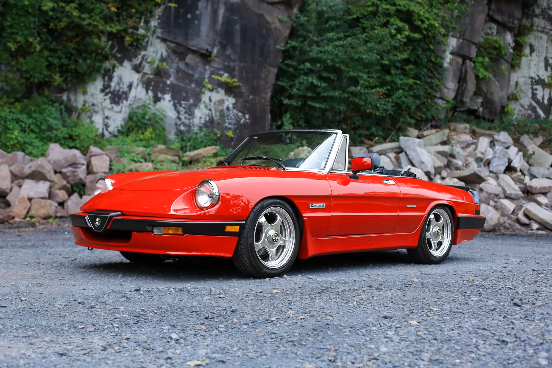 1989 Alfa Romeo Spider — photo 6 of 43