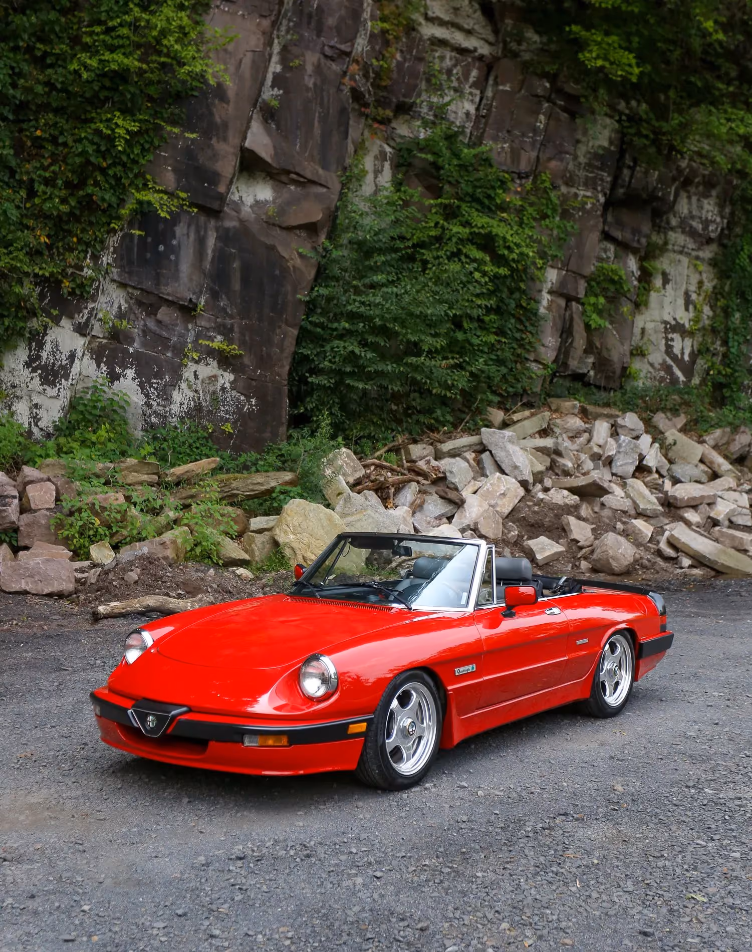 1989 Alfa Romeo Spider — photo 1 of 43