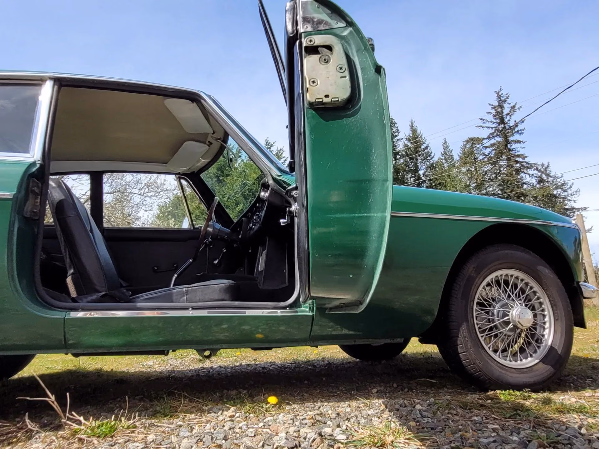1967 MG MGB GT — photo 15 of 20