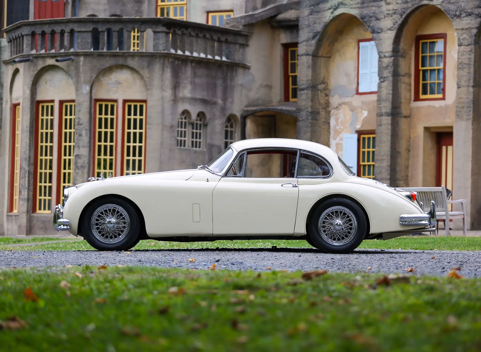 1958 Jaguar XK150 — photo 2 of 13