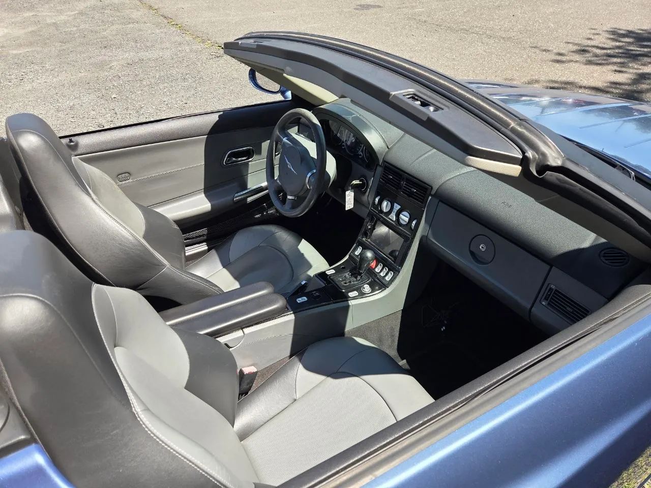2005 Chrysler Crossfire Limited Roadster 2D — photo 18 of 73