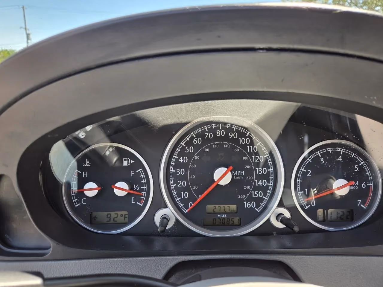 2005 Chrysler Crossfire Limited Roadster 2D — photo 25 of 73