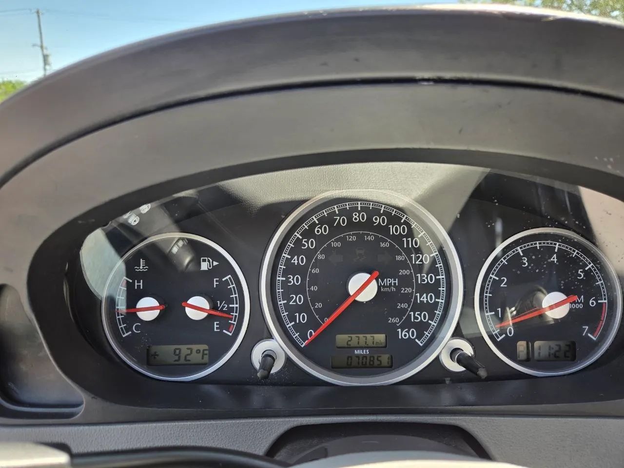 2005 Chrysler Crossfire Limited Roadster 2D — photo 25 of 73
