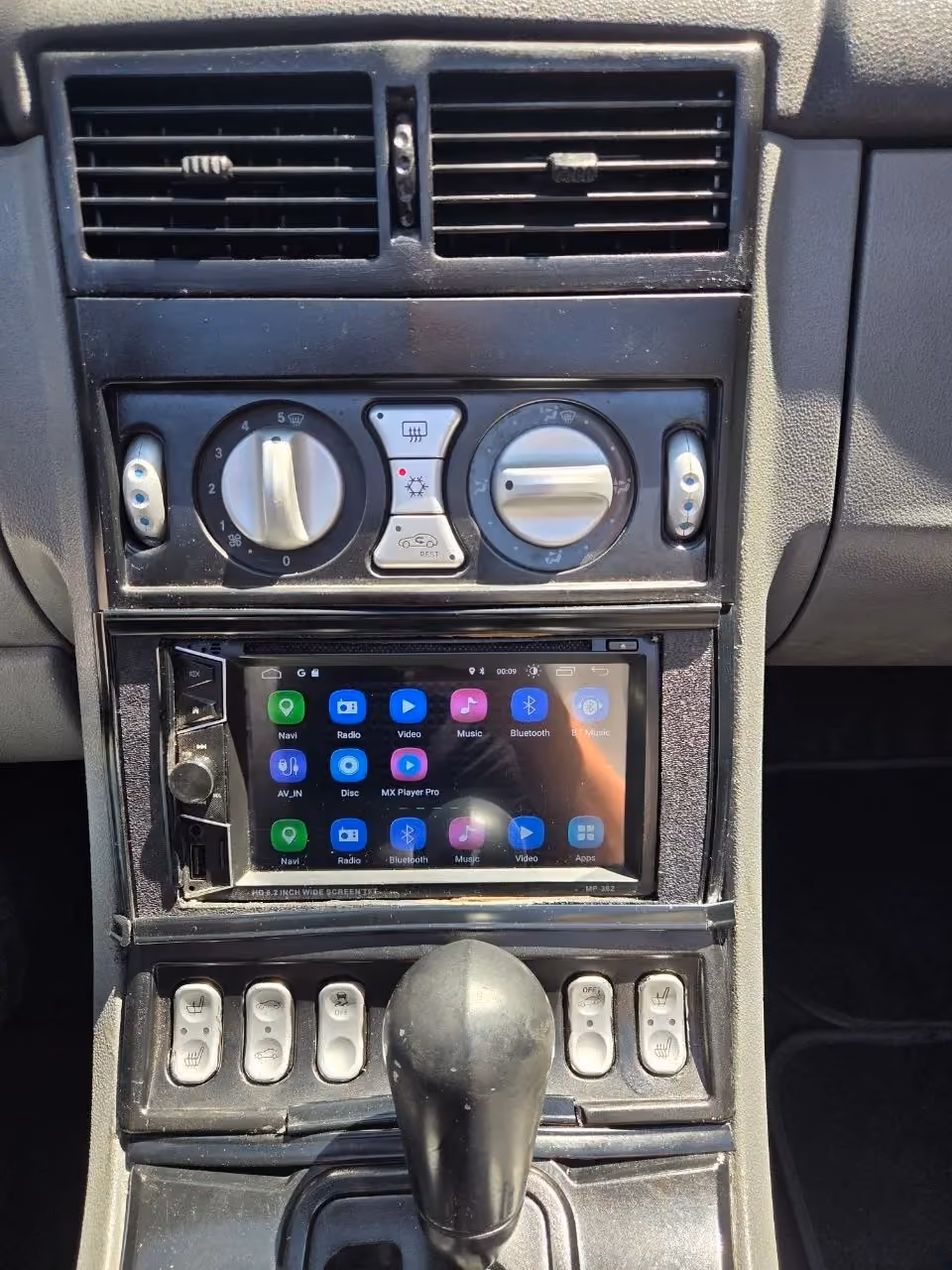 2005 Chrysler Crossfire Limited Roadster 2D — photo 26 of 73