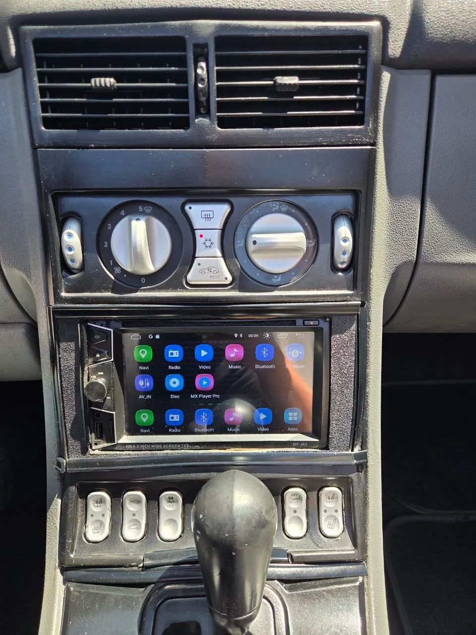 2005 Chrysler Crossfire Limited Roadster 2D — photo 26 of 73